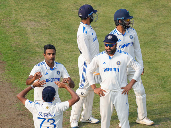 IND vs ENG: Rohit Sharma in happy mood..India on top in Ranchi Test