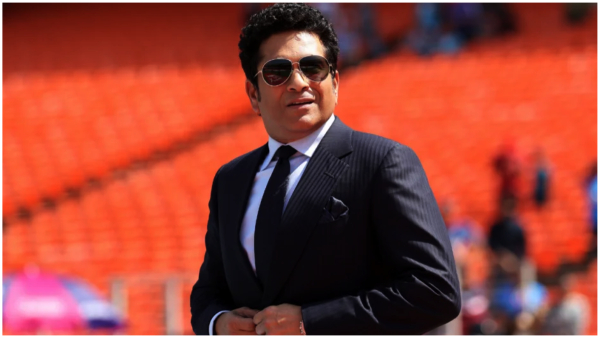 Sachin Tendulkar surprised his fan.. What did Sachin do for that fan