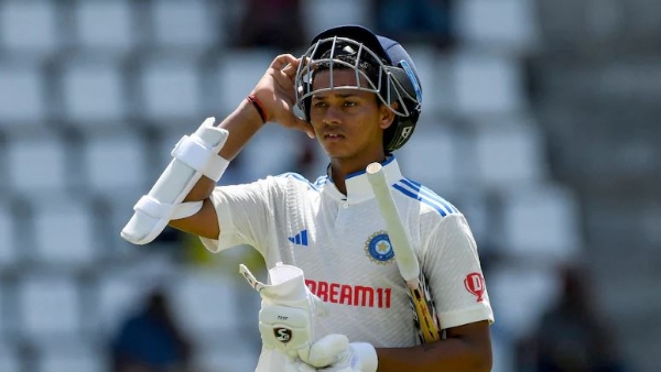 IND vs ENG: Yashasvi Jaiswal massacre against 3rd test.. Rain of sixes in Rajkot