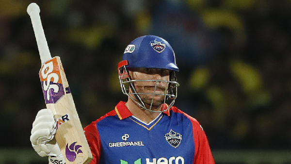 IPL 2024 DC vs CSK Matheesha Pathirana Takes a Stunning Catch to Dismiss David Warner