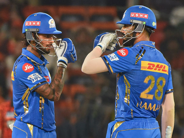SRH vs MI Pat Cummins helps Hyderabad beat Mumbai by 31 runs in record-breaking night