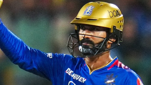 Dinesh Karthik smashes the longest six of IPL 2024 against Sunrisers Hyderabad video goes viral