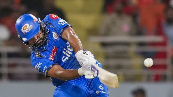 Rohit Breaks Kohli s Record Becomes Leading Run Scorer Against Delhi Capitals