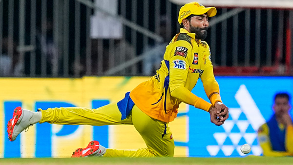 Jadeja Turns Superman with One-Handed Blinder Video goes viral