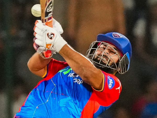 DC vs RR Rishabh Pant Smash 31 runs in Single Over against Mohit Sharma in IPL 2024