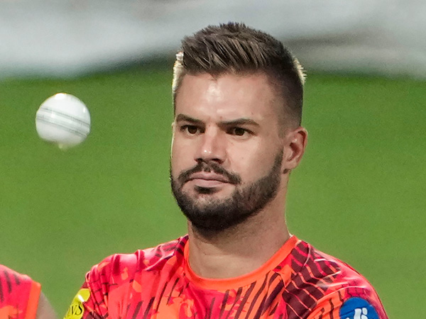 SRH Playing XI vs RR for IPL 2024 Aiden Markram Out and Glenn Phillips IN