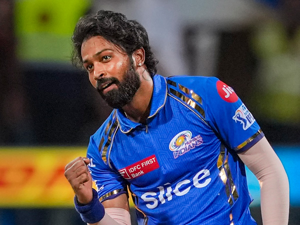 MI vs SRH Hardik Pandya past Sourav Ganguly in Elite captaincy list in IPL