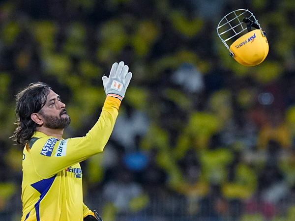 PBKS vs CSK MS Dhoni Makes History First Wicketkeeper to Complete 150 Catches in IPL