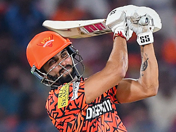IPL 2024 SRH vs RR Nitish Kumar Reddy equals 8 sixes record as Klaasen David Warner