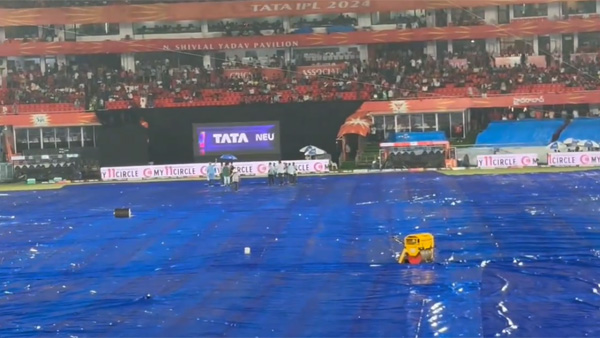 SRH vs GT Still raining in Hyderabad no signs of match