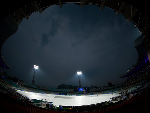KKR vs MI IPL 2024 Toss delayed due to rain at Eden Gardens