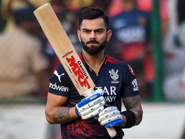 RCB vs CSK Virat Kohli becomes first player ever to completed 3000 runs in a Venue in IPL history