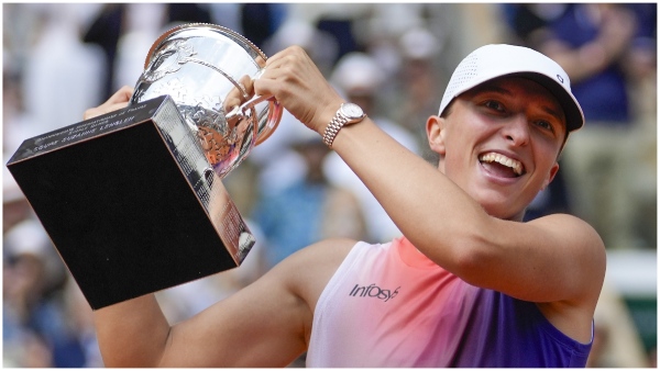 French Open 2024 Iga Swiatek beats Jasmine Paolini to clinch third consecutive title