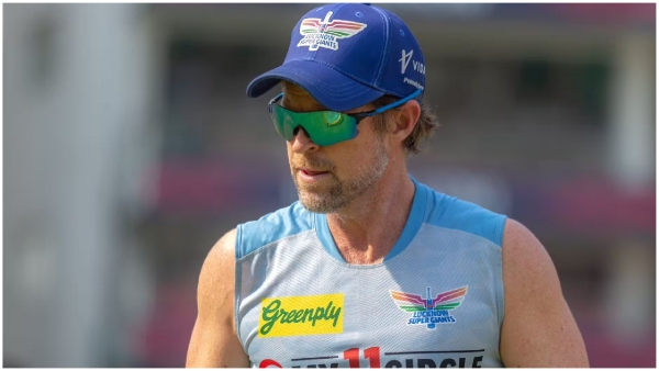 Jonty Rhodes likely to become the Team India s new fielding coach