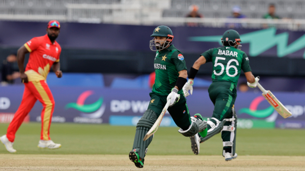 Pakistan bounce back in New York