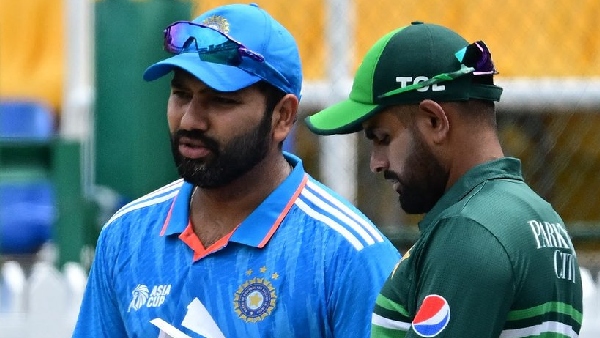 Rohit Sharma s Funny Incident at IND vs PAK Toss Where is the Coin It s in His Pocket