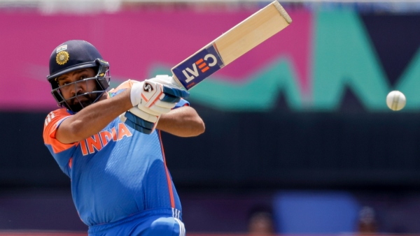 Injury scare for Rohit Sharma