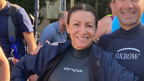 Paris Mayor Anne Hidalgo Swims in Seine River to Demonstrate Its Cleanliness Before Olympics