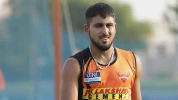 Sunrisers Hyderabad Kavya Maran Set to Release Umran Malik Before IPL 2025 Mega Auction
