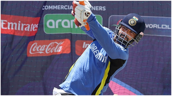 IPL 2025 Rishabh Pant s Rajni-Style Post Sparks Speculation Is the Delhi capitals Captain Heading to CSK