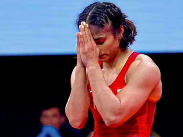 Paris Olympics 2024 Netizens says conspiracy behind Vinesh Phogat disqualification