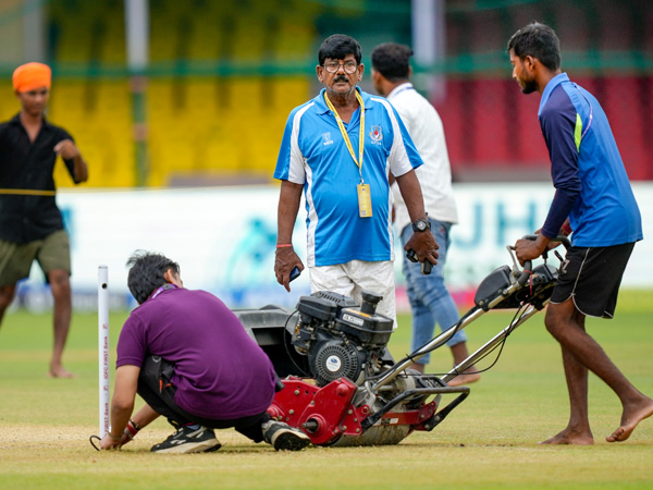 Fans slams BCCI After IND vs BAN 2nd Test Day 3 in Kanpur called off due to wet outfield