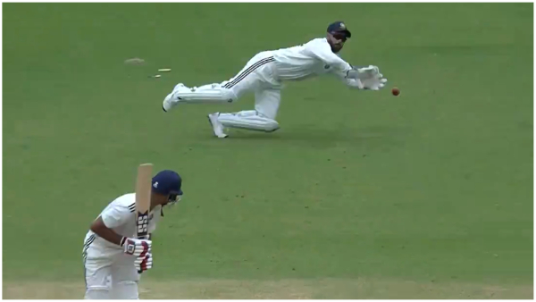 Duleep Trophy 2024 Rishabh Pant takes a stunner to send back Mayank Agarwal for 36