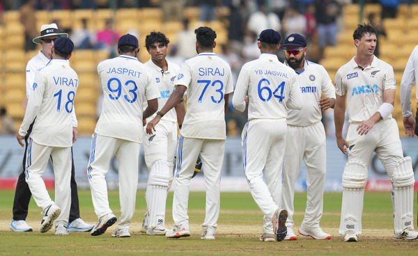 India Playing XI VS New Zealand For 2nd Test Mohammed Siraj Out and KL Rahul as a wicketkeeper