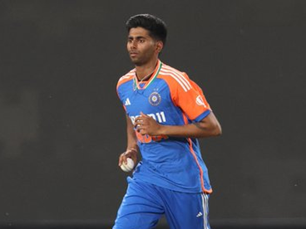 Basit Ali on Mayank Yadav Batters Didn t Play Him On Hopes for Fitness Ahead of Australia Tour
