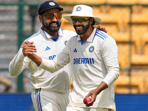 IND vs NZ Ravindra Jadeja Cleans Up Tom Blundell Video Goes Viral