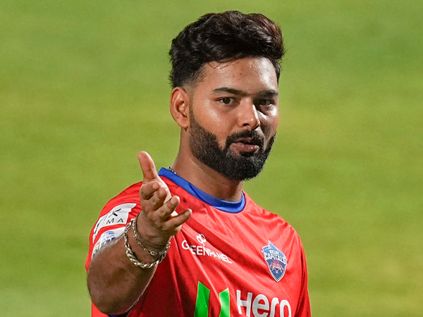 RCB Eyes Rishabh Pant as Wicketkeeper-Batter Prepares for IPL Auction RCB Eyes Rishabh Pant as Wicketkeeper-Batter Prepares for IPL Auction