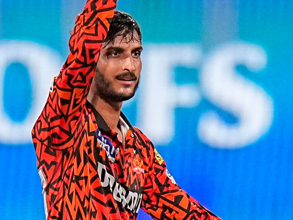 IPL 2025 Will Sunrisers Hyderabad Stick with Abdul Samad Potential RTM Card Picks Unveiled