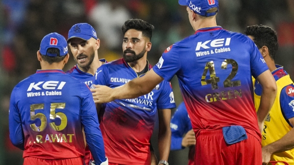 IPL Auction 2025 Gujarat Titans Buys Mohammed Siraj After RCB Ignores Him
