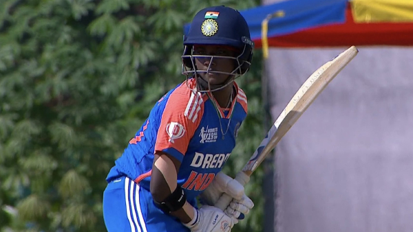 WPL 2025 Auction Mumbai Indians buy 16-year-old G Kamalini fetching Rs 1 60 crore