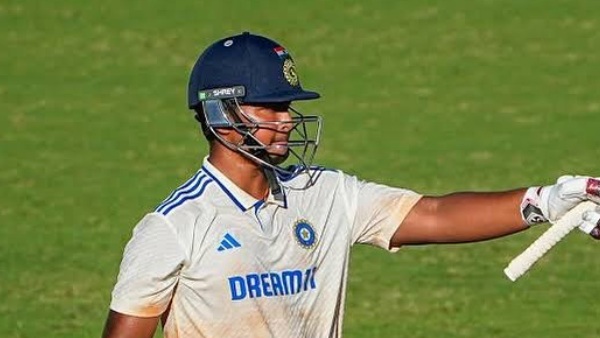 Former Pakistani Player Junaid Khan questioned Vaibhav Suryavanshi s real age