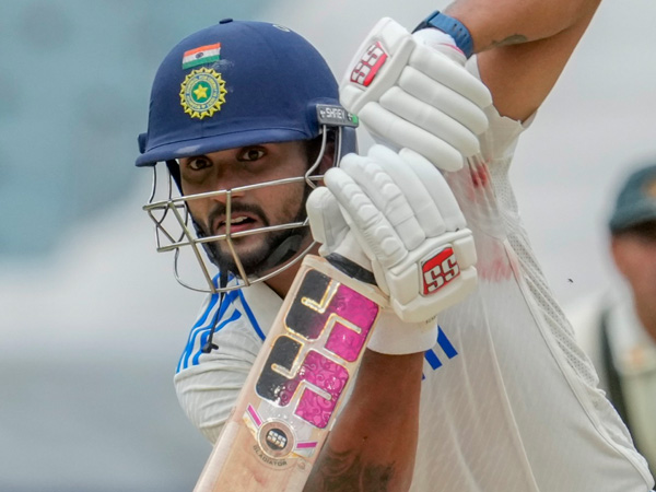 Who Is Nitish Kumar Reddy s Girlfriend and Favourite Hero