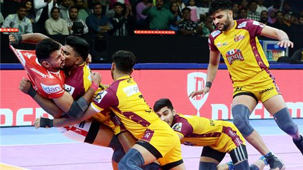 PKL 2024 Pawan Sehrawat Shines as Telugu Titans Edge Past Gujarat Giants to Near Playoff Spot