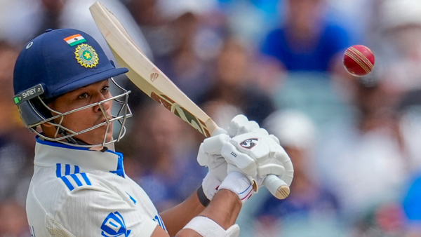 IND vs AUS Fans slams 3rd umpire for Jaiswal given out despite no edge on Snicko