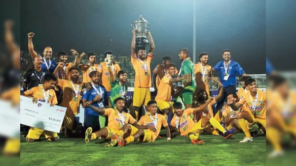 Bengals Santosh Trophy-winners honoured with Kolkata Police jobs rewards