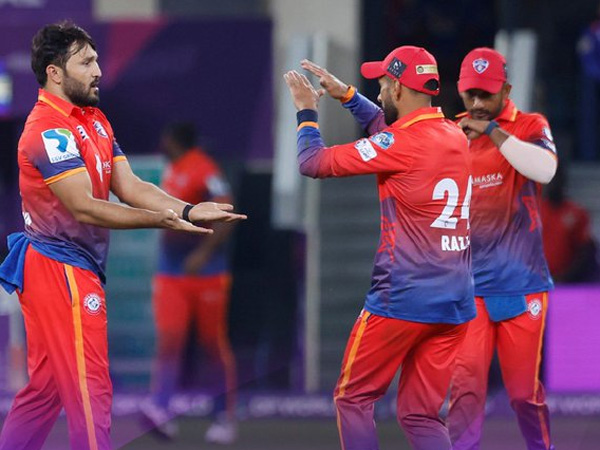 ILT20 Season 3 Dubai Capitals edge MI Emirates by one run in a last-ball thriller