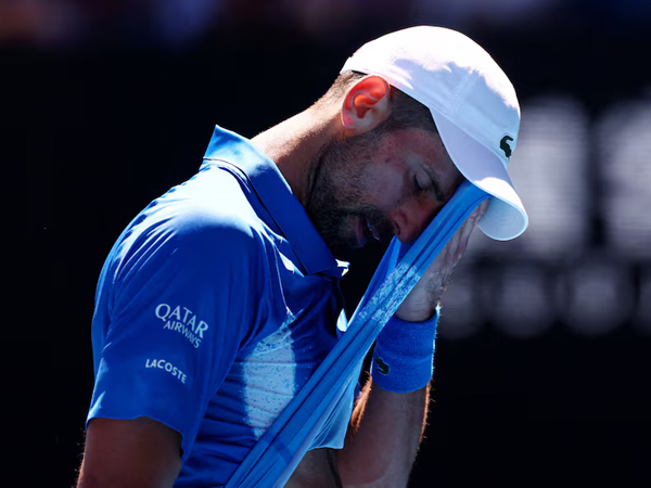 Australian Open 2025 Novak Djokovic retires injured as Alexander Zverev reaches final