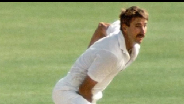 Newzealand World Cup Star Bowler Evan Chatfield took 800 Wickets is now a taxi driver