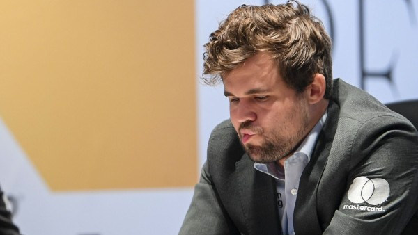 Magnus Carlsen lost the game against by 9-year old boy Rashid Mugdha from Bangladesh