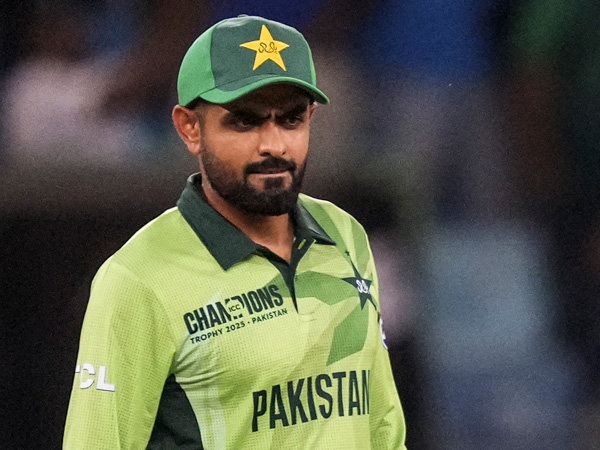 Hafeez Slams Babar Azam PR Team says Kohli is Real King after pakisthan out of Champions trophy 2025