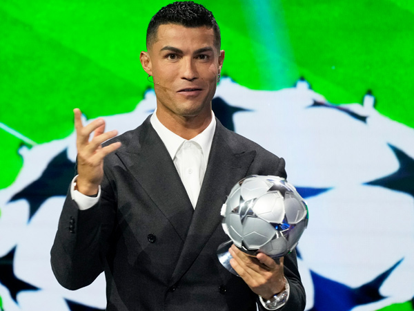 Cristiano Ronaldo says He is the Best footballer than lionel messi