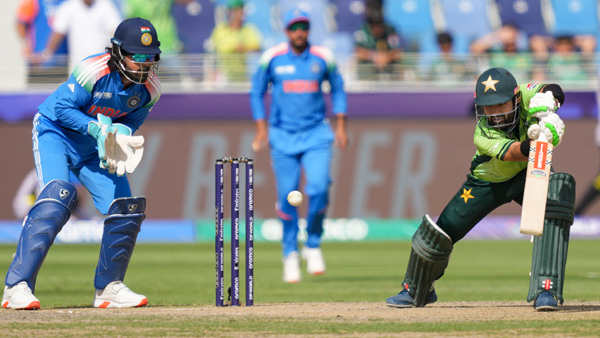 Trolls Memes flood social media on pakisthan batting in IND VS PAK champions trophy 2025