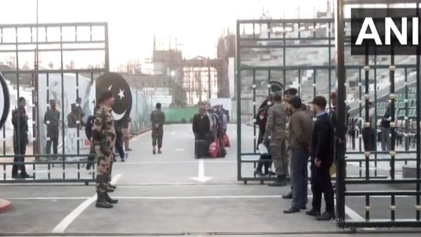 Pakisthan released 22 Indian fishermen from Karachi ahead of ind vs pak champions trophy 2025