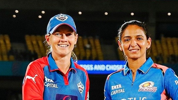 WPL 2025 Nat Sciver-Burnt and Harmanpreet help Mumbai Indians post 164 vs DC