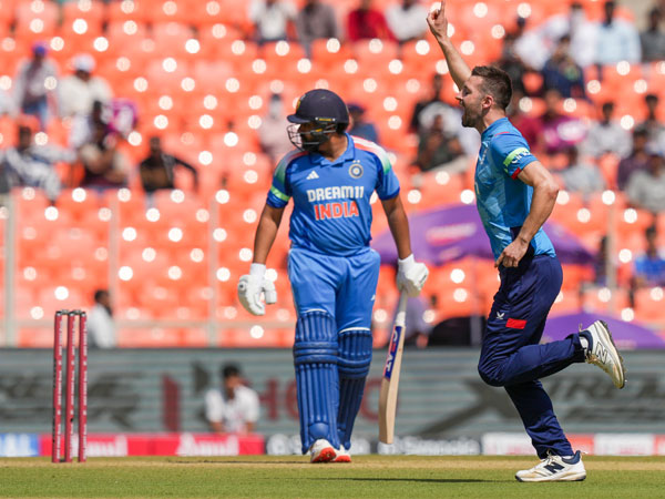 IND VS ENG 3rd ODI Fan reaction on Rohit Sharma OUT for 1 run in 2 balls against england