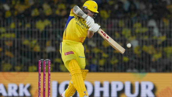 Aakash Chopra Suggests Dropping Sam Curran for Chennai Super Kings